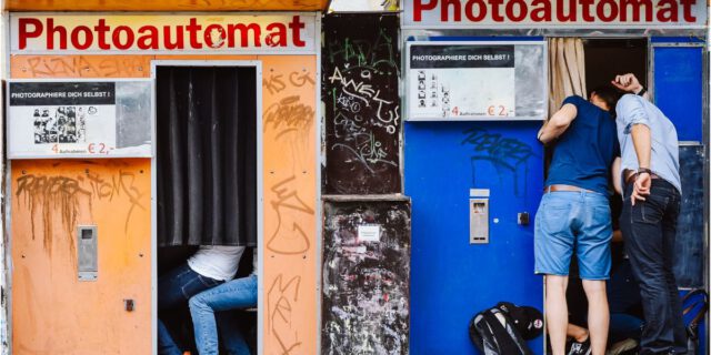 Die Entwicklung der Fotobox: Von der Polaroid-Kamera zur digitalen Unterhaltung