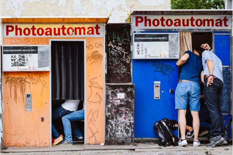 Die Entwicklung der Fotobox: Von der Polaroid-Kamera zur digitalen Unterhaltung